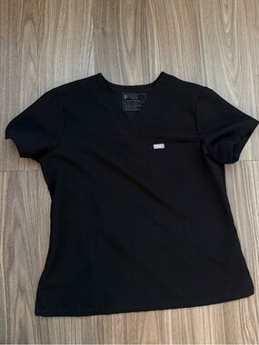 Women’s Figs Scrub Top